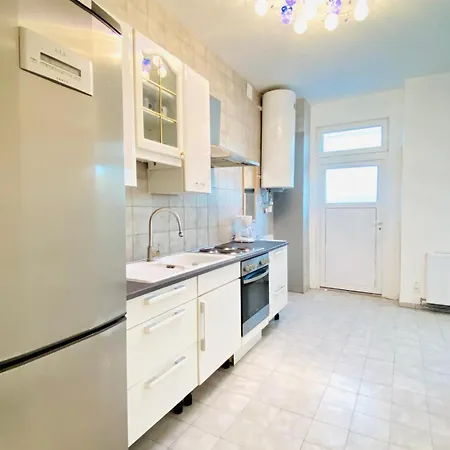 Bright 5Br Shared Apartment W Great Transport Link Vídeň Exteriér fotografie