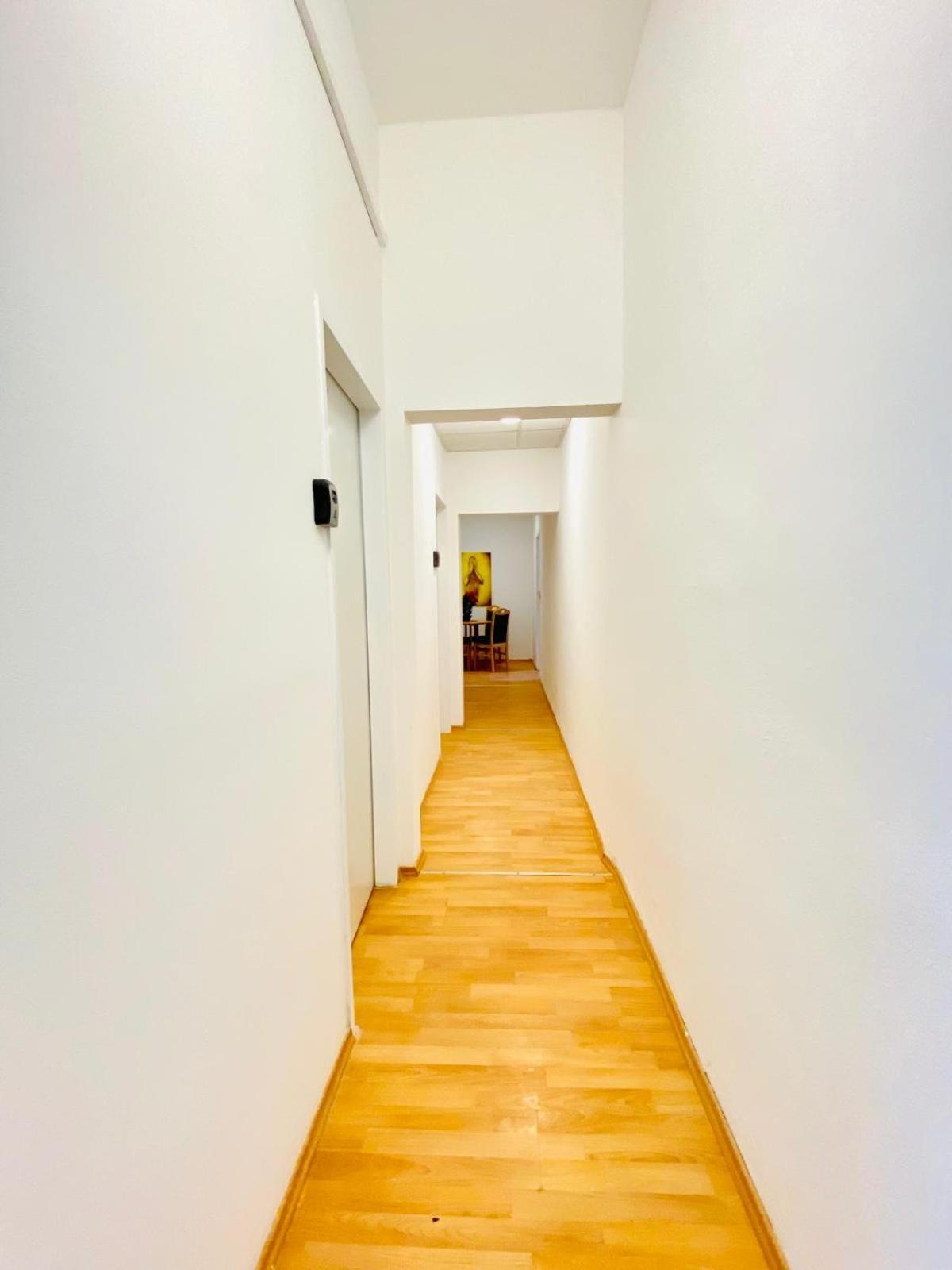 Bright 5br Shared W Great Transport Link Vienna