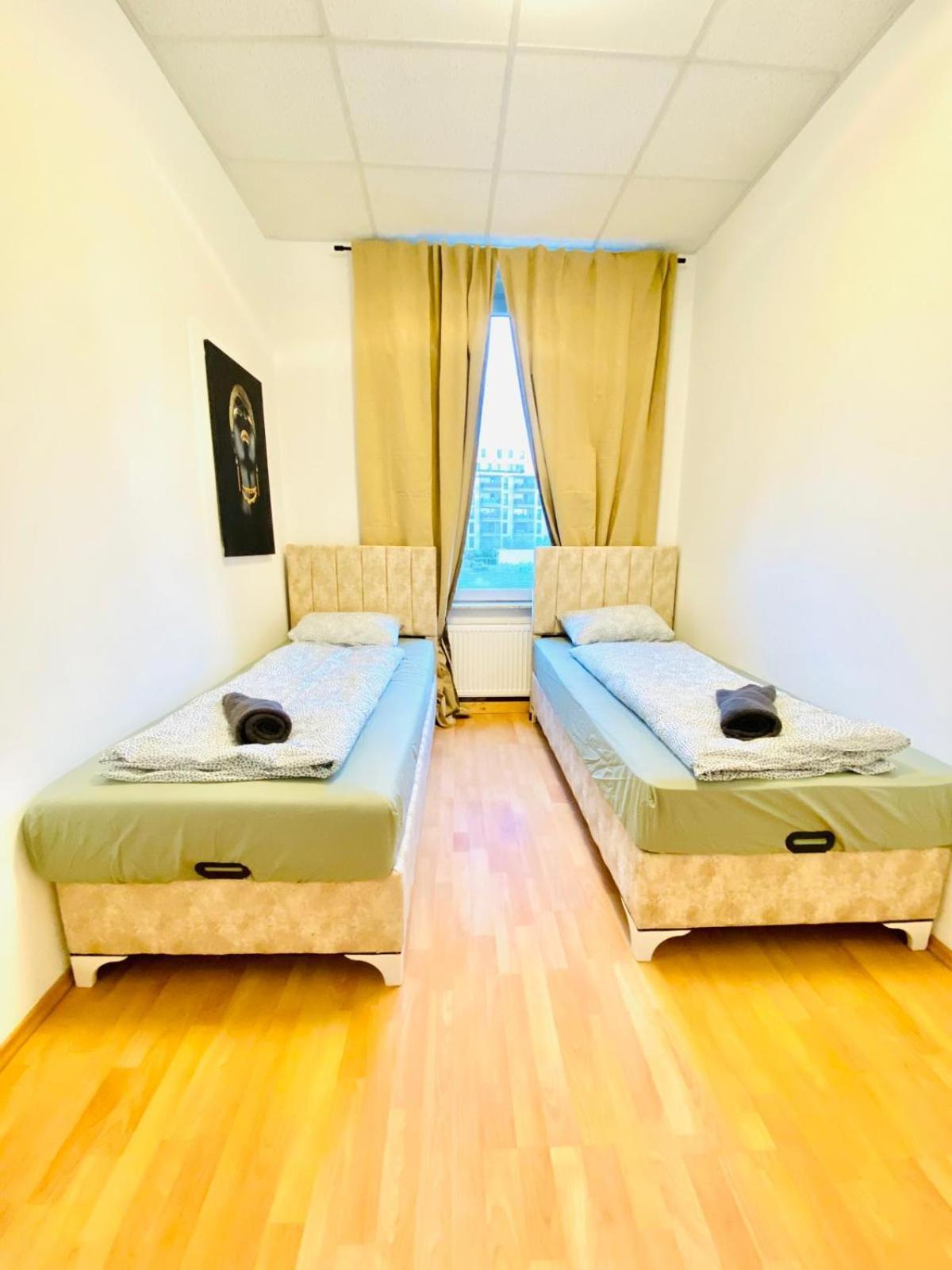 Apartment Bright 5br Shared W Great Transport Link Vienna
