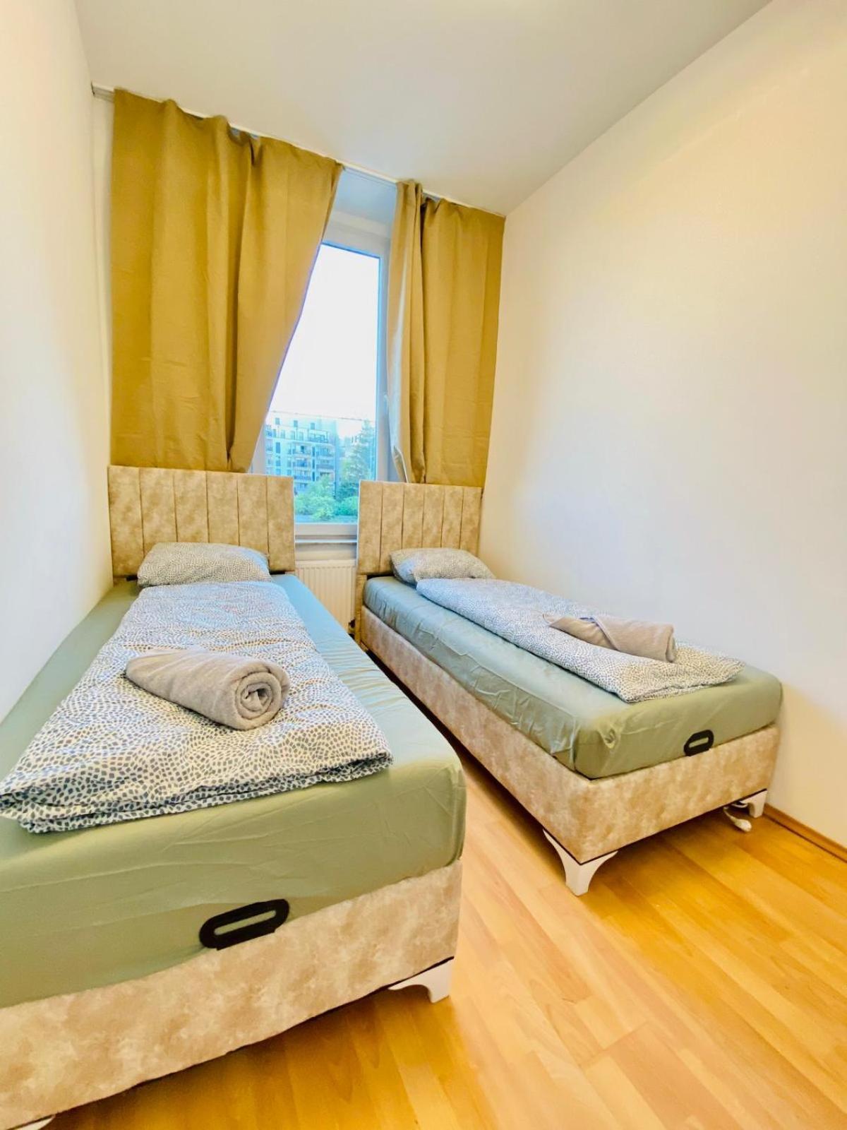 Apartment Bright 5br Shared W Great Transport Link Vienna