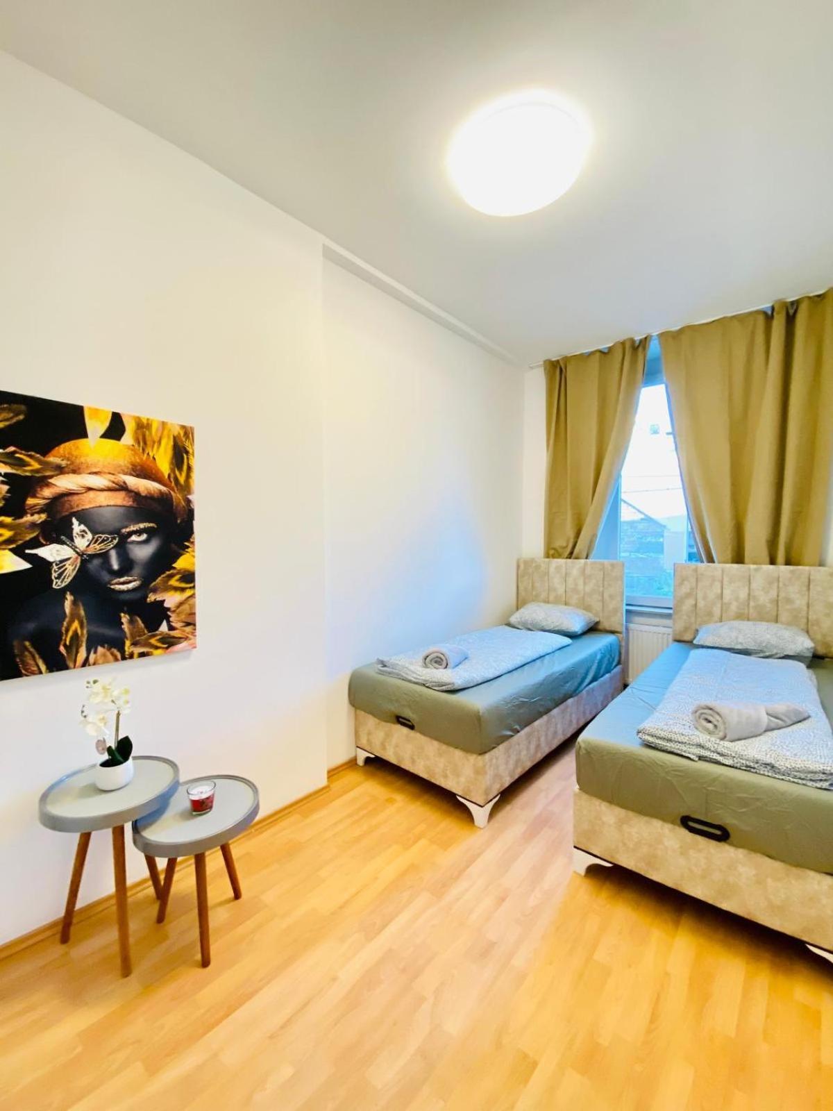 Bright 5br Shared W Great Transport Link